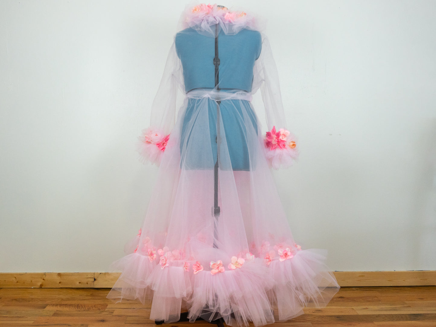 Burlesque Flower Tulle Robe