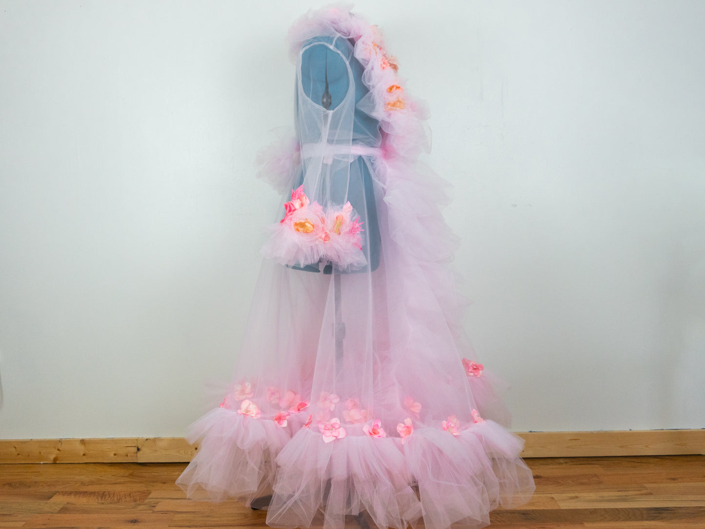 Burlesque Flower Tulle Robe