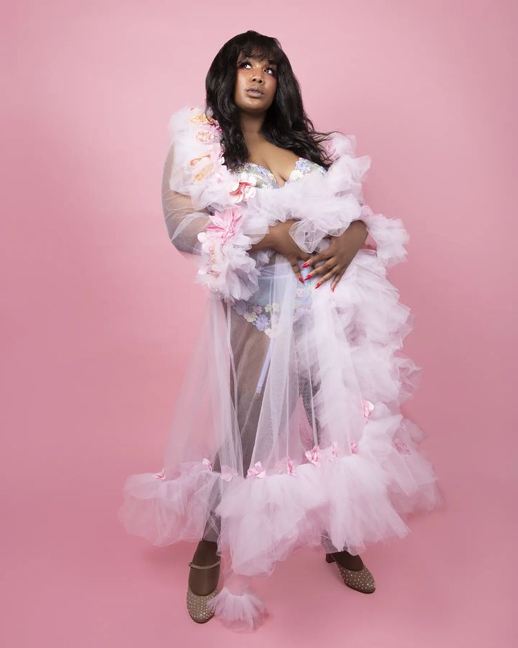 Burlesque Flower Tulle Robe