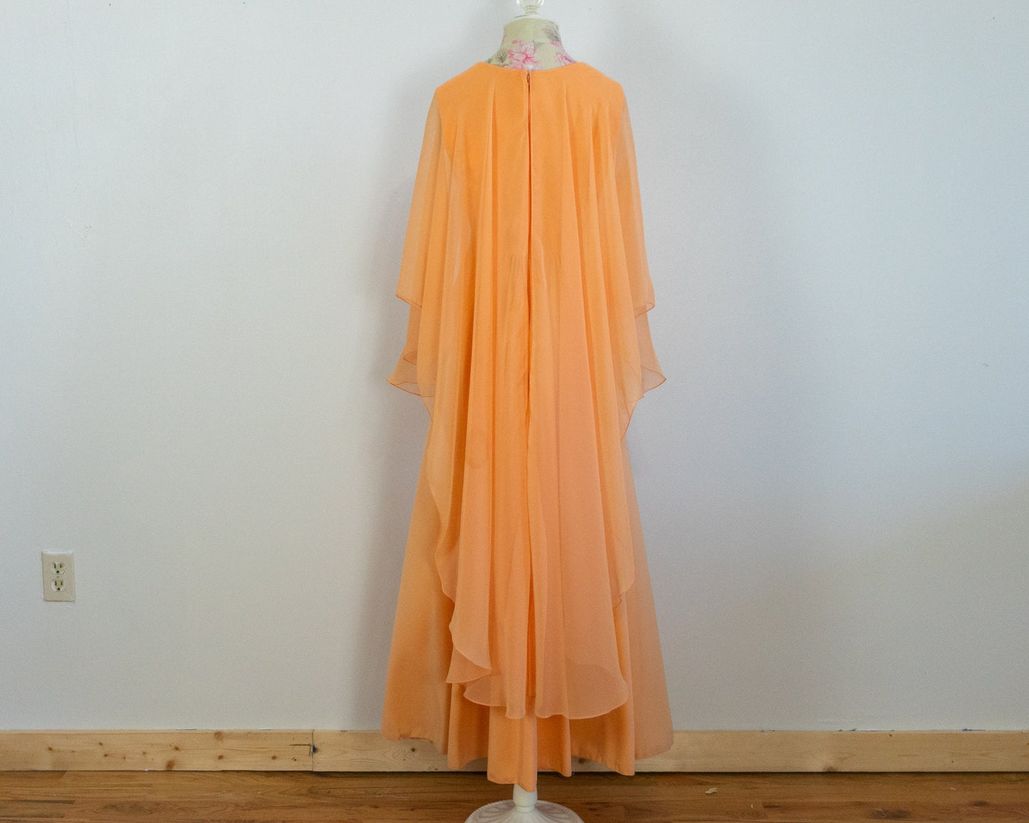 Creamsicle Flowing Maxi Dress, Size Small