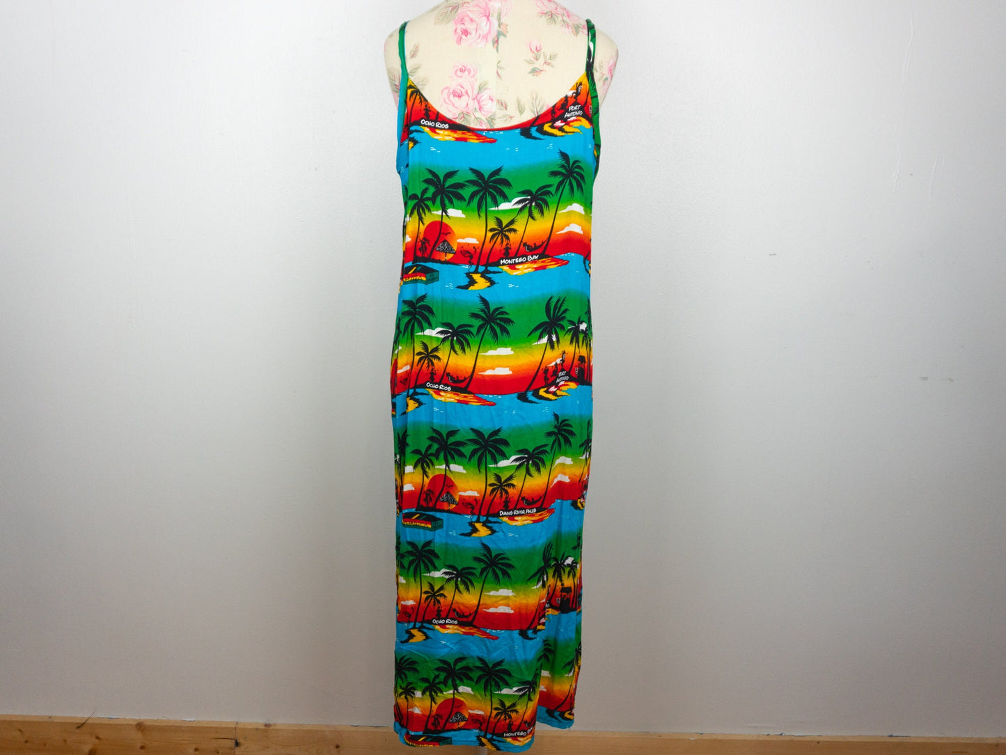 Palm Tree Dress Size Medium