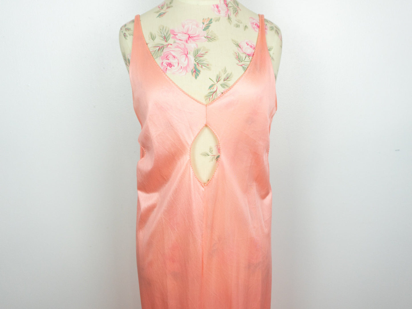 Coral Night Gown Size Small