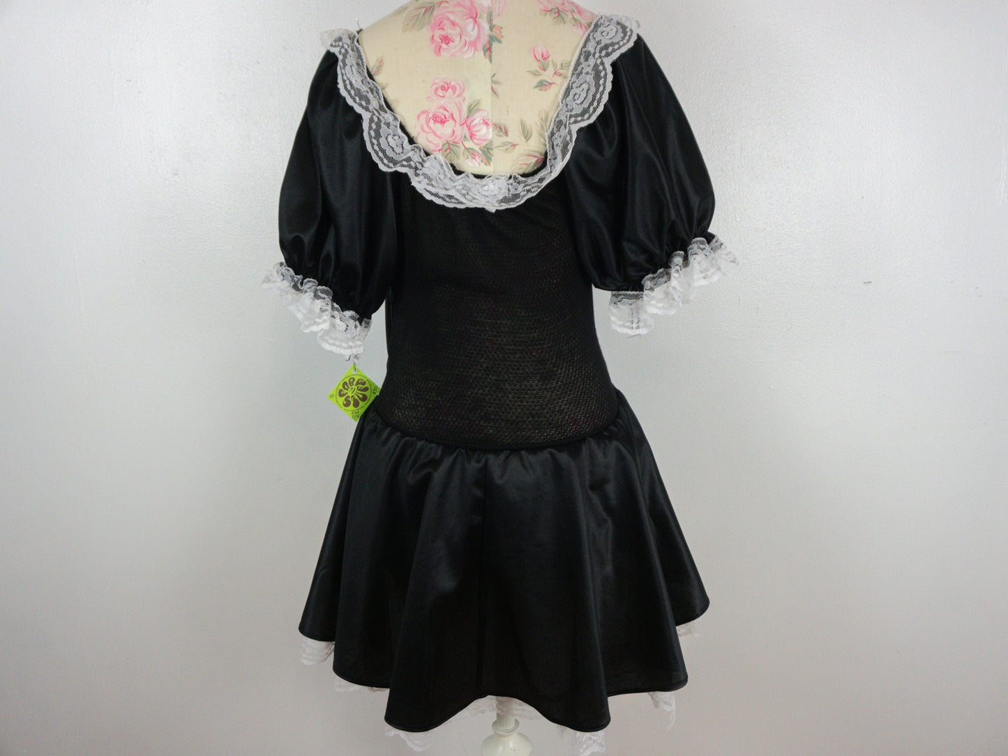 Sexy Maid Costume Size 6 8 10 12 Medium Large