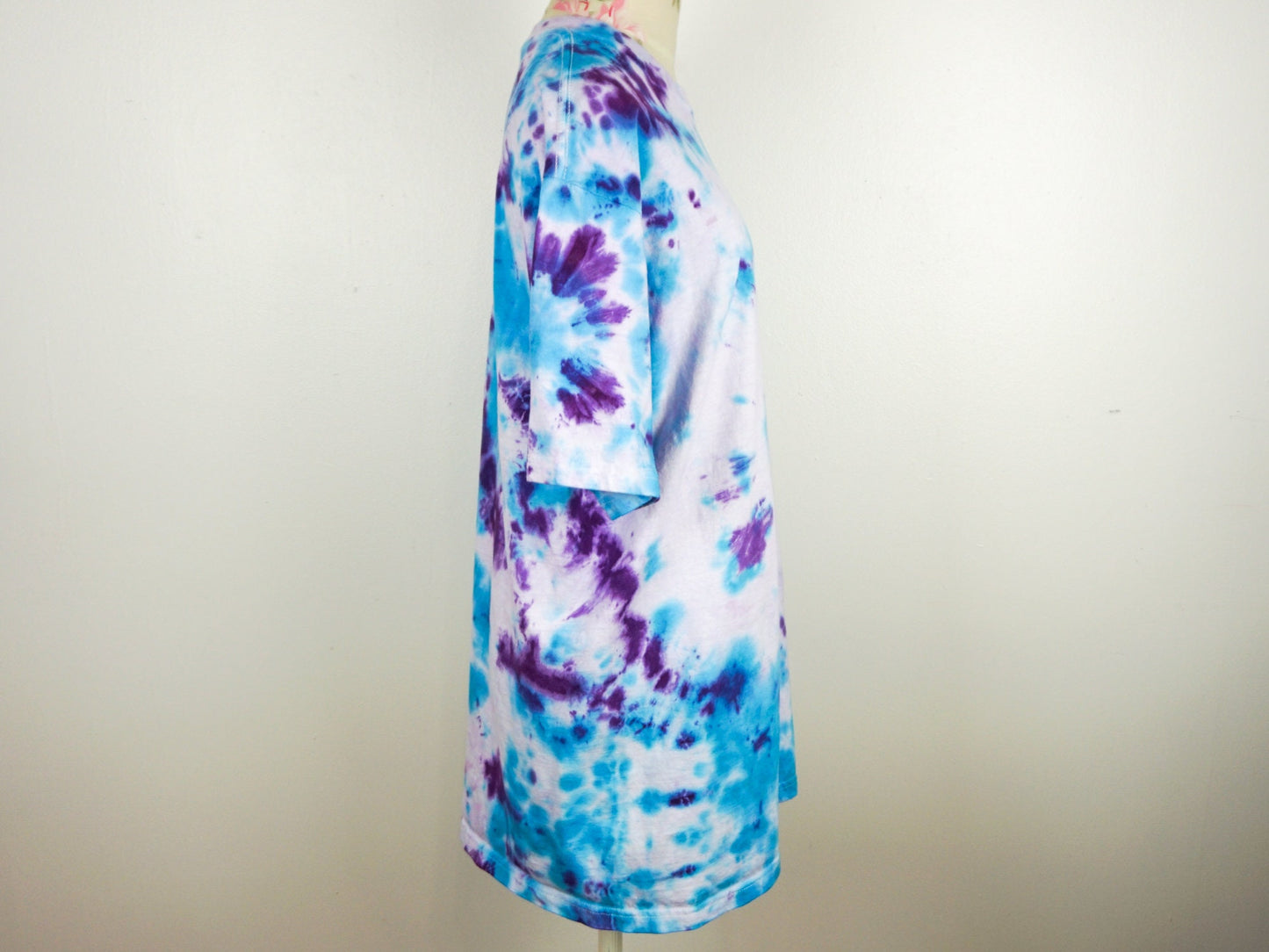 Blue Purple Tie Dye Shirt Size Medium