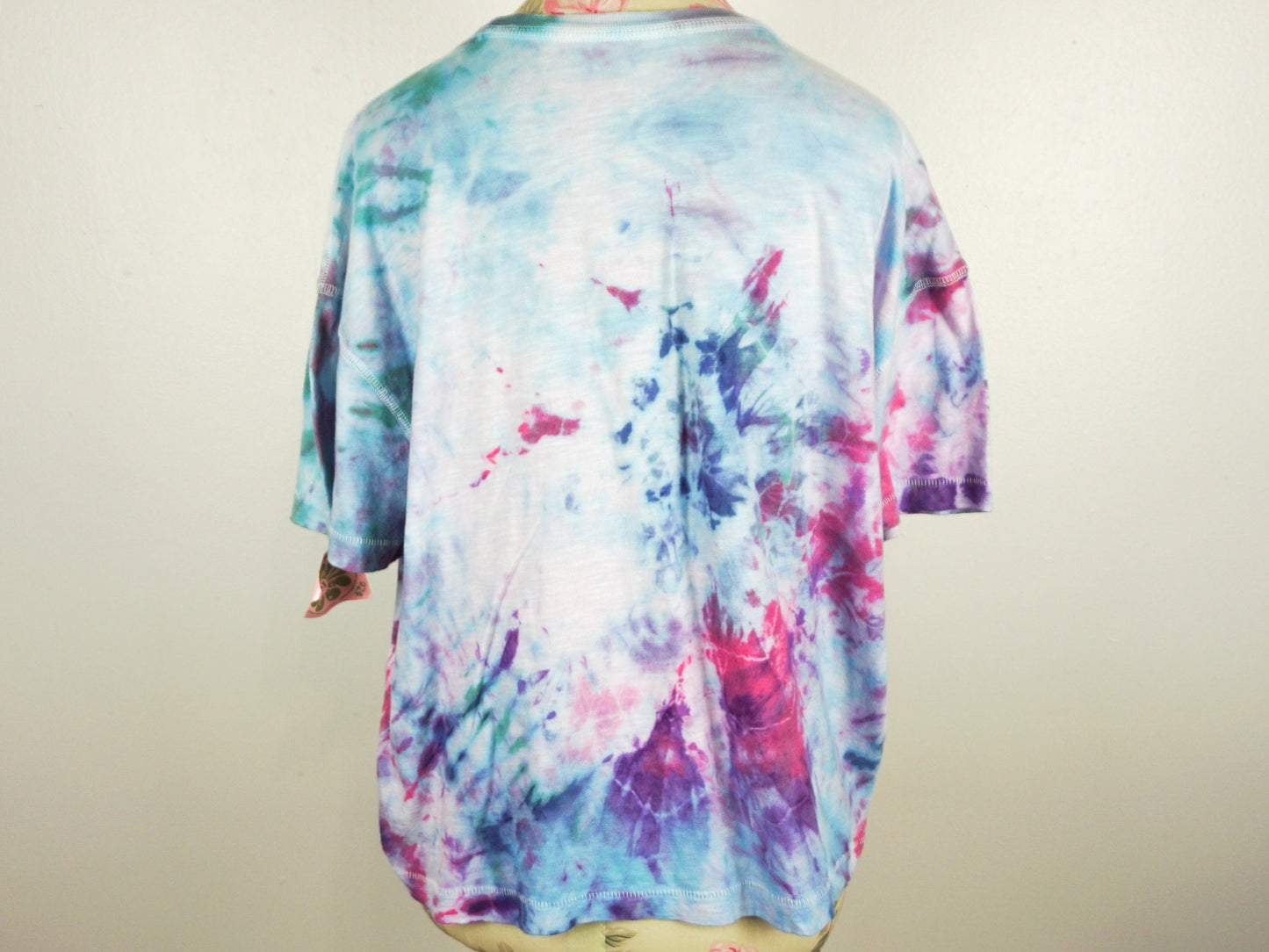 Blue Pink Purple Tie Dye T Shirt  Size Unisex Medium