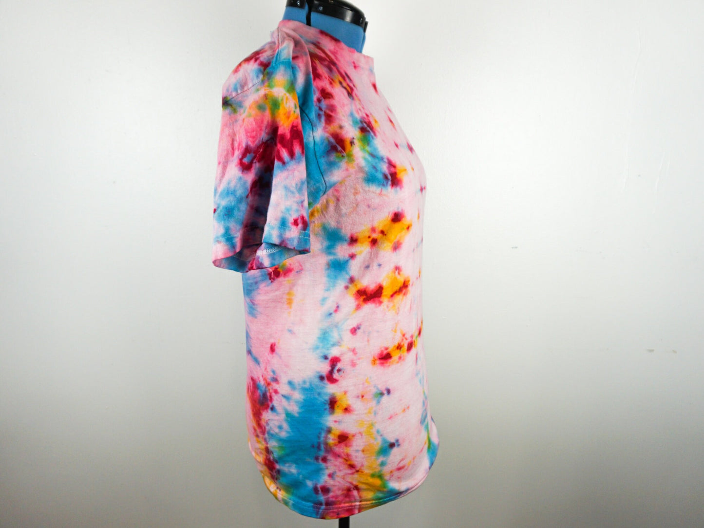 Blue Red Yellow Tie Dye Size Unisex Large