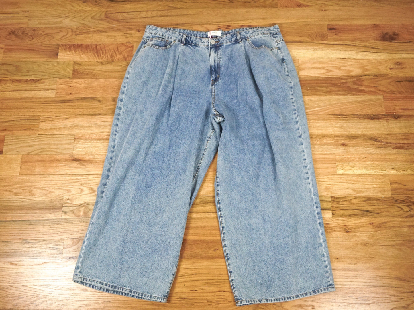 Loose Fit Jeans Size 14