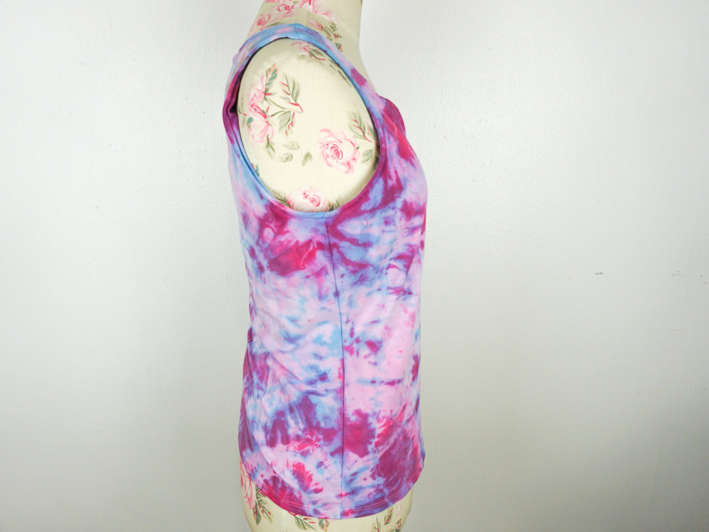 Blue Pink Purple Tie Dye Tank Top  Size Medium