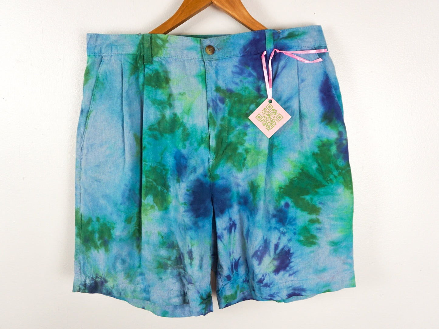 Blue Green Tie Dye Jean Shorts Size Medium