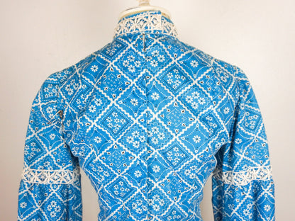 Blue Prairie Western Blouse,  Size Medium Large