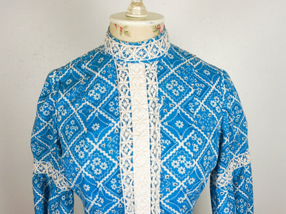 Blue Prairie Western Blouse,  Size Medium Large