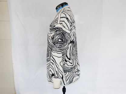 Black White Graphic Sweater, Size 1X