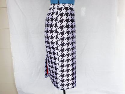 Houndstooth Pencil Skirt, Size Large