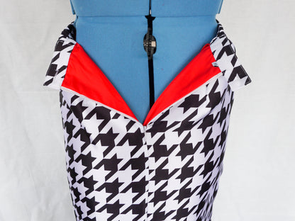 Houndstooth Pencil Skirt, Size Large